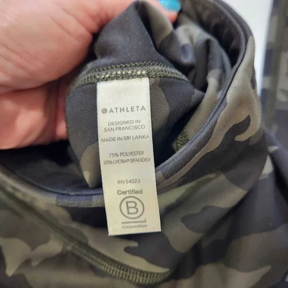 Athleta Ultimate‎ 7/8 Tight Size XS Green Camo 531773 Athleisure Training